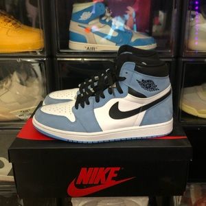 Jordan 1 “University Blue”
